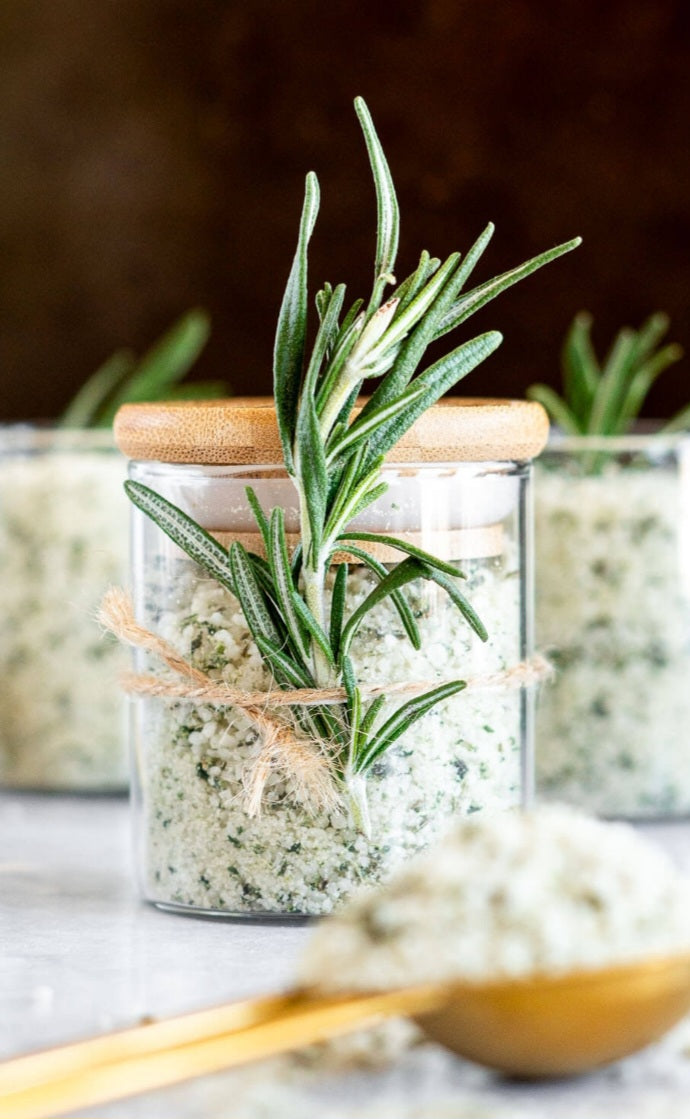 🌿 4oz. Robert's Rosemary Salt